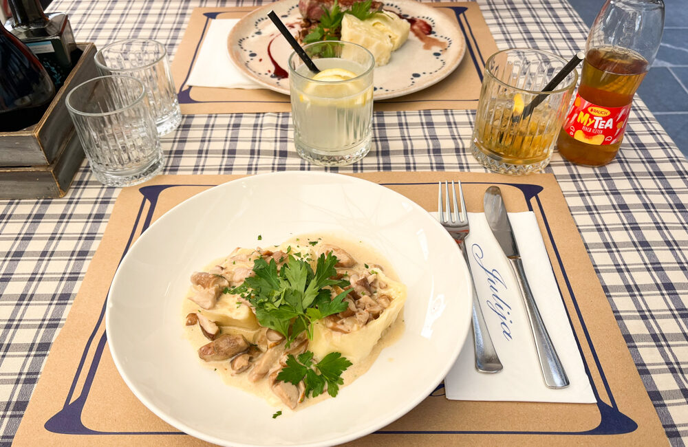 ETEN BIJ JULIJA | LJUBLJANA